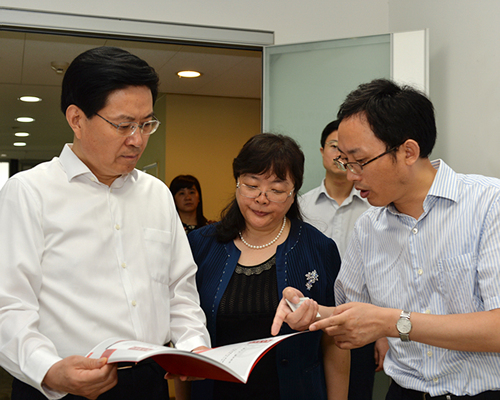 省纪委副书记黄继鹏调研"清风扬帆"网