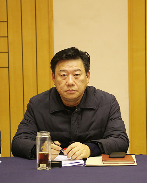 扬中市委常委,市纪委书记 庄旭