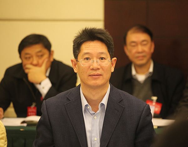 省纪委委员,泰州市委常委,市纪委书记 汤成快