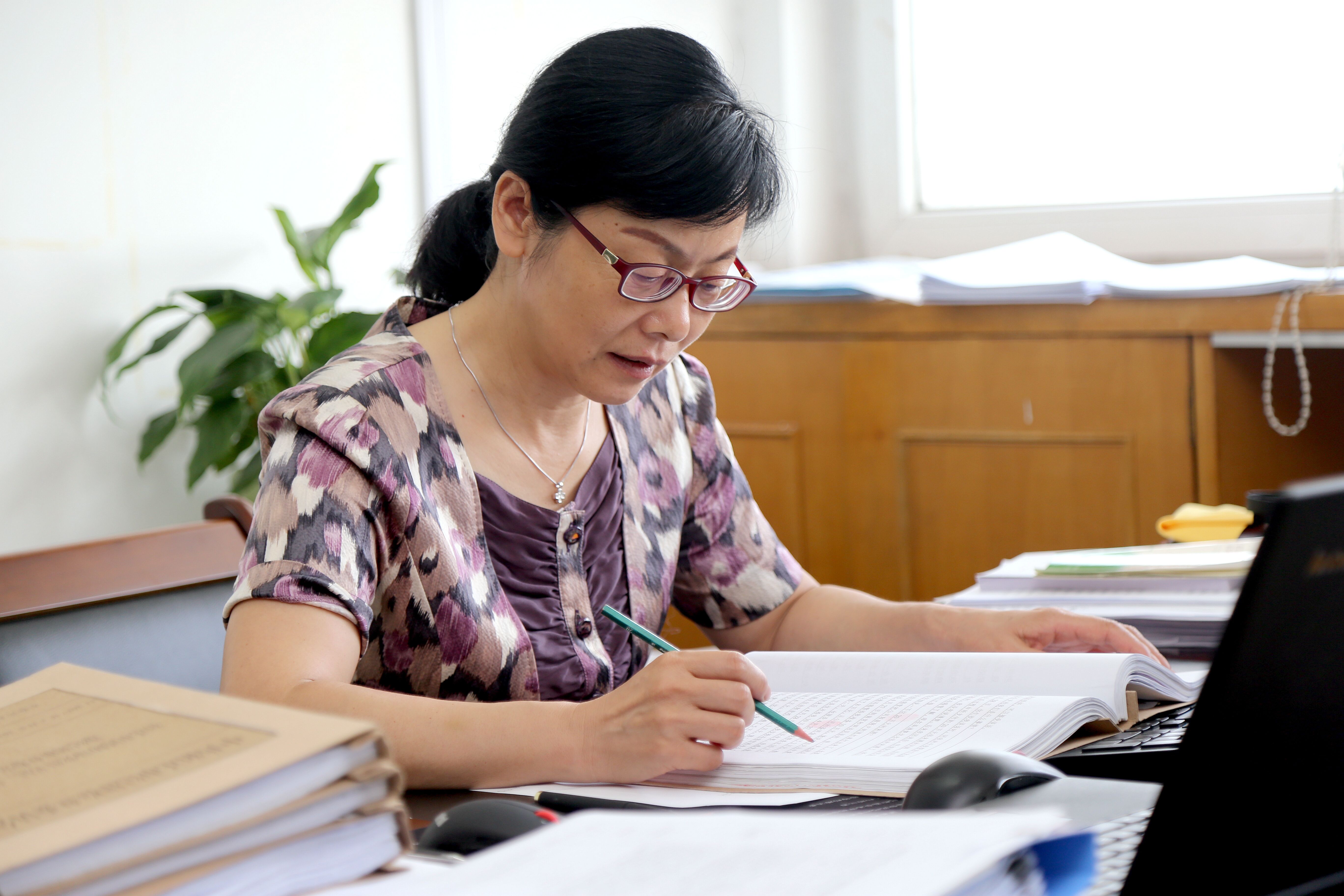 记宿迁市纪委监察局副局长,案件审理室主任李雯同志